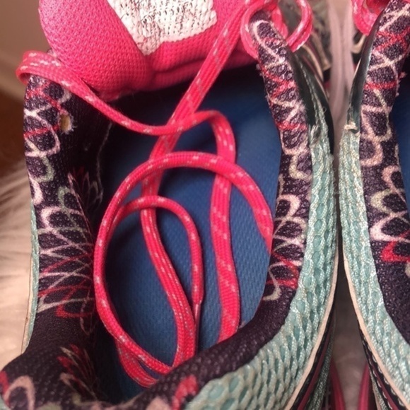 OASICS | Women’s Colorful Gel Sole OASICS AHAR Sneakers, Size 7.5 - Picture 7 of 7